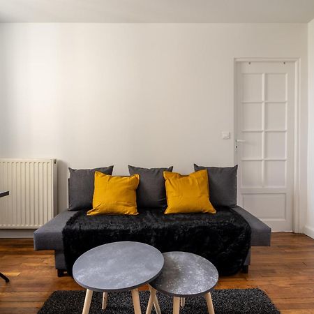 Charmant 2 Pieces Pour 4 Personnes A Courbevoie Lägenhet Exteriör bild